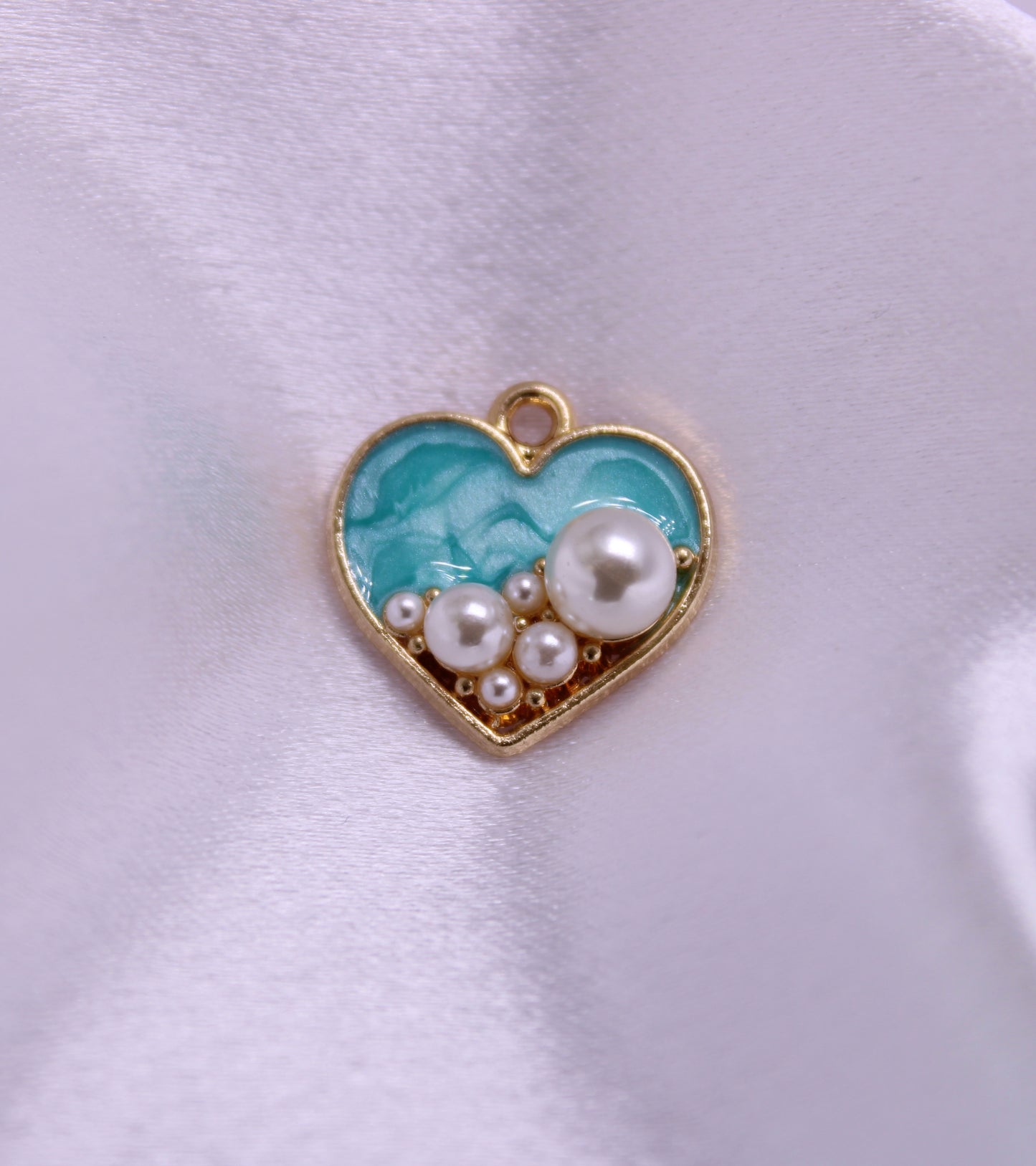 PEARL HEART (BLUE)