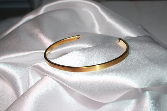 GOLDEN BANGLE 4MM